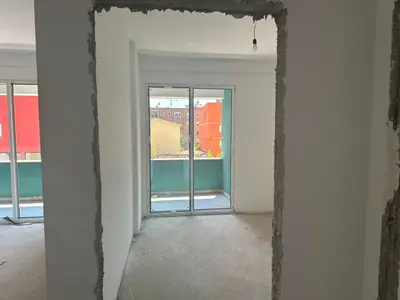 Apartament 2+1 në shitje në Xhamlliku, Tiranë, 100 m². Foto 2 nga 3