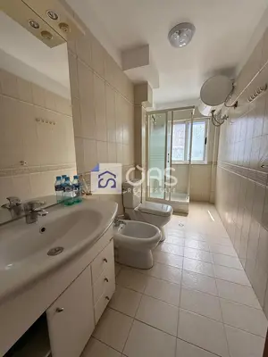 Apartament 3+1 me qera në Xhamlliku, Tiranë, 85 m². Foto 5 nga 5