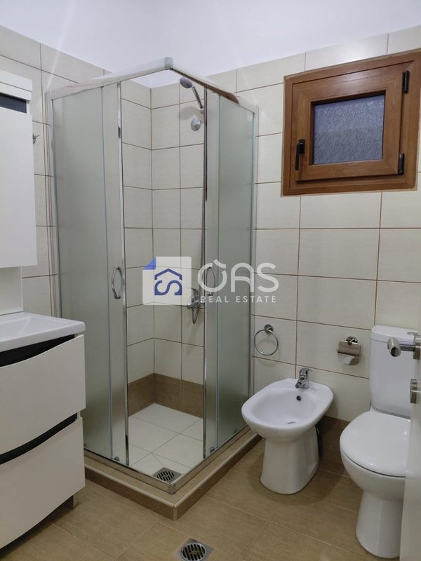 Dupleks me qera në Ali Demi, Tiranë, 170 m². Foto 5 nga 12