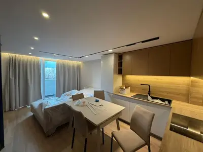 Apartament 1+1 në shitje në Pallati me Shigjeta, Tiranë, 96 m². Foto 2 nga 5