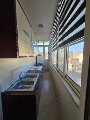 Apartament 2+1 me qera në Qendër, Durrës, 85 m². Foto 2 nga 6