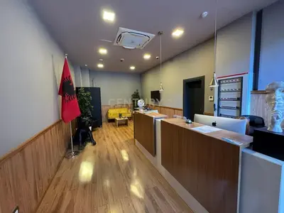 Warehouse for sale in Vlora Marina, Vlorë, 1,400 m². Photo 6 of 9