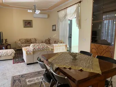 Apartament 2+1 me qera në Kodra e Priftit, Tiranë, 150 m². Foto 1 nga 10