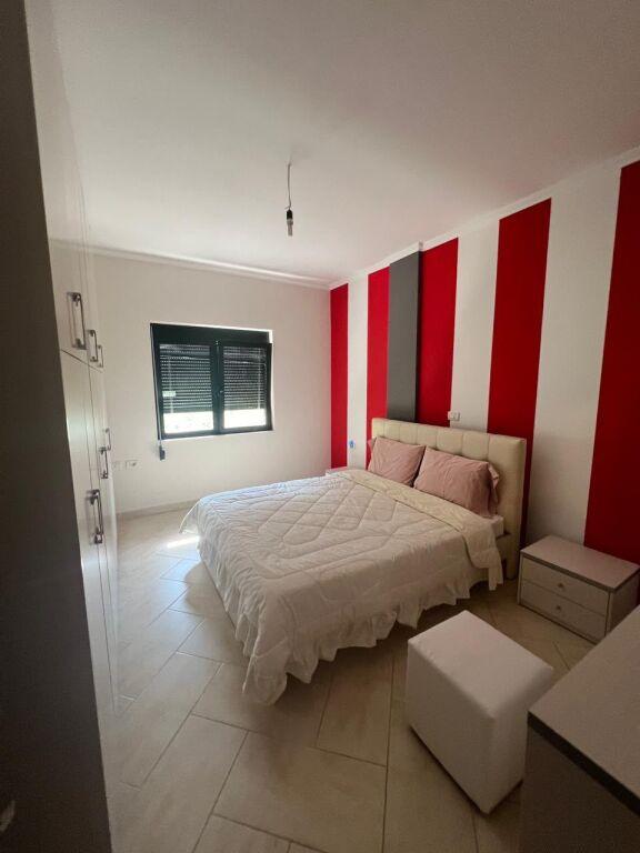 Appartamento 2+1 in vendita a Rruga Maliq Collaku, Tirana, 112 m²