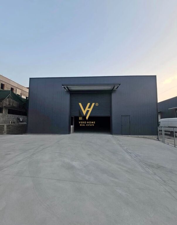 Warehouse for rent in Yrshek, Tirana, 182 m². Photo 1 of 5