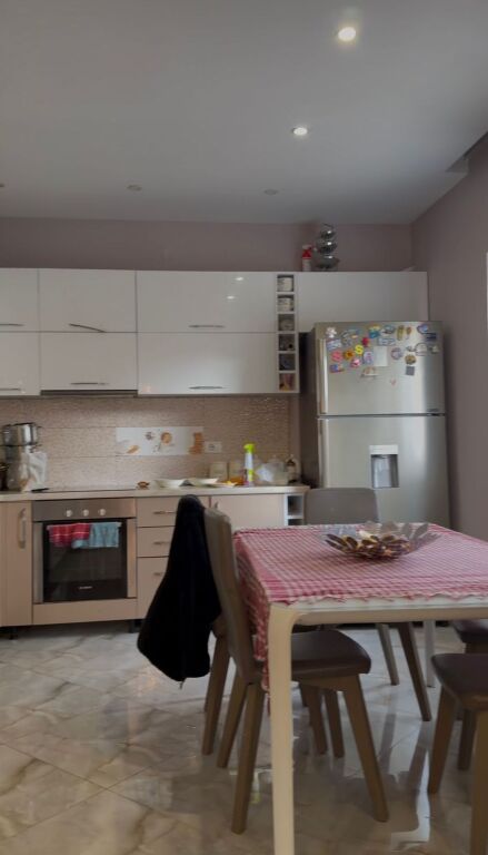 Apartment for sale in Komuna e Parisit, Tirana, 128 m². Photo 3 of 3