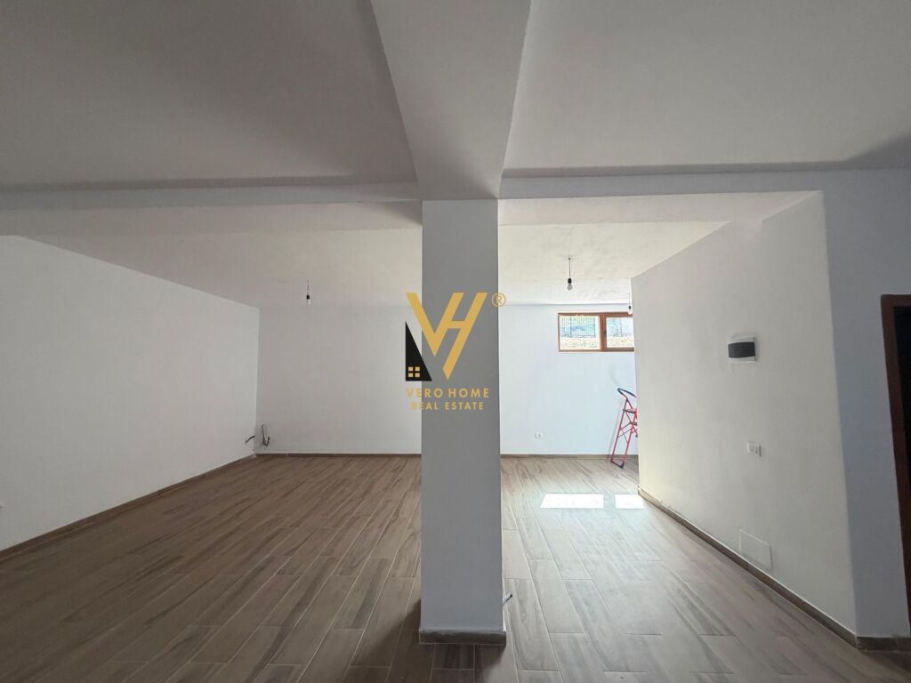 Villa for rent in TEG, Tirana, 570 m². Photo 3 of 3