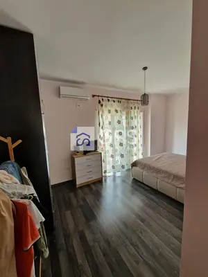 Apartament 2+1 me qera në Fresku, Tiranë, 120 m². Foto 1 nga 7
