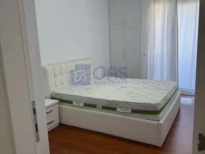 Apartament 2+1 me qera në Ish Parku i autobuzave, Tiranë, 80 m². Foto 3 nga 9