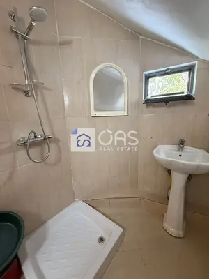 Garsoniere me qera në Stadiumi Air Albania, Tiranë, 40 m². Foto 2 nga 3
