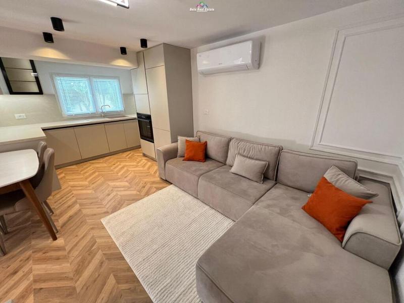 Villa 2+1 in affitto a Kompleksi Grand, Tirana, 70 m²