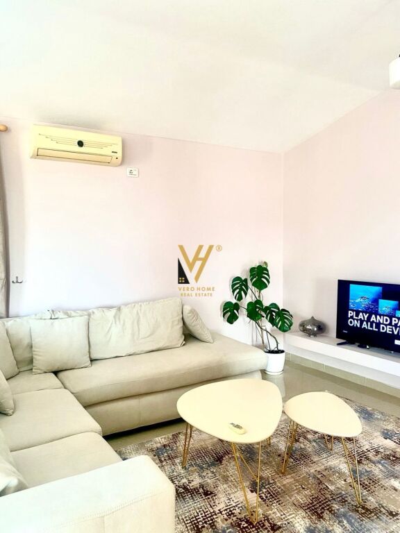 Apartament 2+1 me qera në Liqeni i Thatë, Tiranë, 200 m². Foto 1 nga 3
