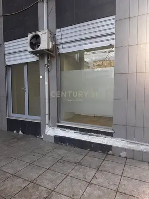 Ambient biznesi me qera në Rruga Fortuzi, Tiranë, 28 m². Foto 4 nga 7