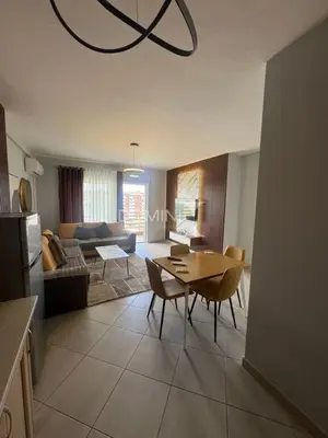 Apartament 1+1 në shitje në Rruga 5 Maji, Tiranë, 70 m². Foto 3 nga 6