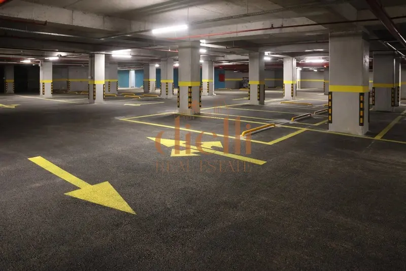 Parking në shitje në Shkolla e Kuqe, Tiranë, 13 m²