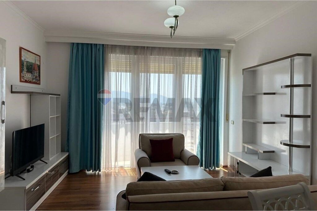 Appartamento in vendita a Farkë, Tirana, 114 m². Foto 2 di 3