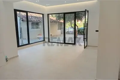 Dyqan në shitje në Rruga Thanas Ziko, Tiranë, 50 m². Foto 3 nga 7