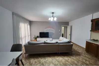 Apartament 2+1 me qera në Zogu i Zi, Tiranë, 105 m². Foto 2 nga 6