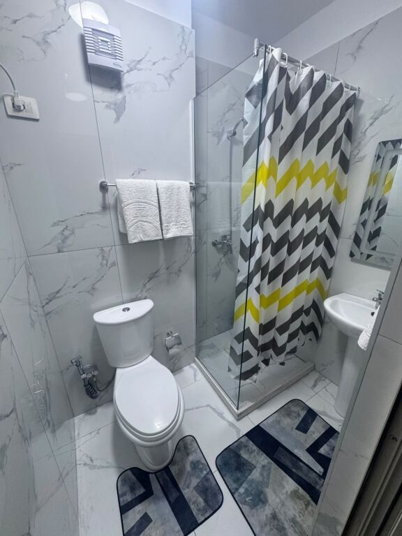 Garsoniere me qera në Rruga e Kavajës, Tiranë, 25 m². Foto 1 nga 4