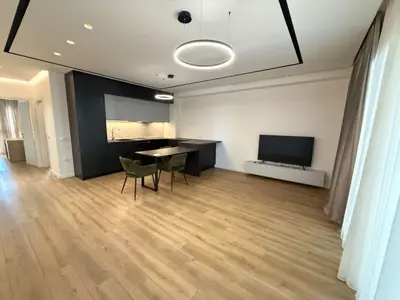 Apartament 2+1 me qera në Rruga e Kosovarëve, Tiranë, 120 m². Foto 3 nga 11