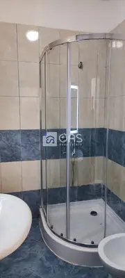 Apartament 1+1 me qera në Rruga e Kavajës, Tiranë, 85 m². Foto 4 nga 4