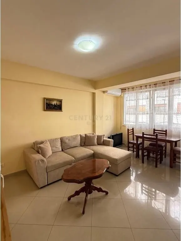 Appartamento 1+1 in vendita a Pallati i Sporteve, Durazzo, 57 m²