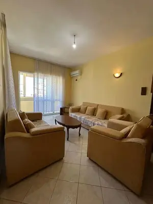 Apartament 2+1 në shitje në Rruga Andon Naçi, Durrës, 80 m². Foto 8 nga 10