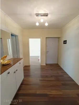 Appartamento 3+1 in vendita a Materniteti i Ri, Tirana, 118 m². Foto 4 di 6