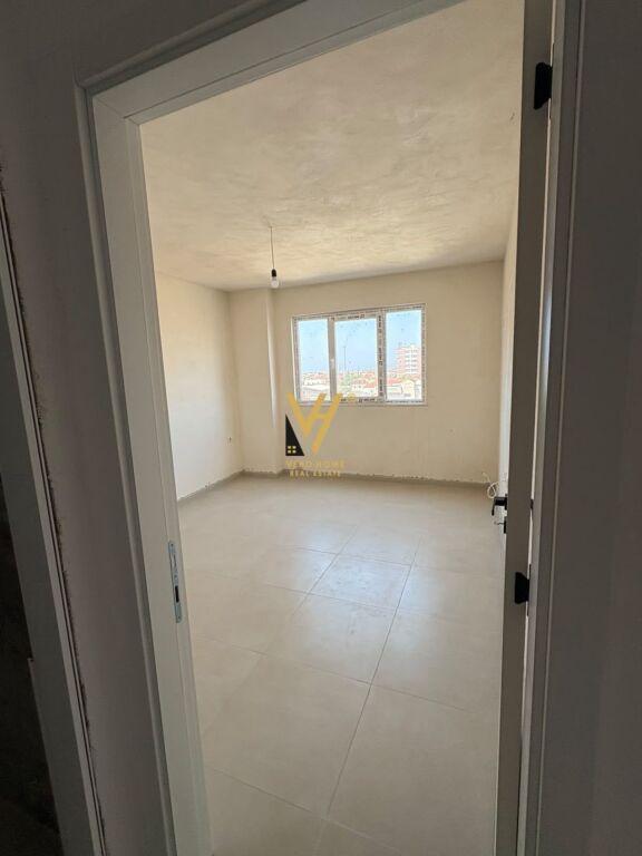 Apartament 2+1 në shitje në Bashkia Kavajë, Kavajë, 93 m²