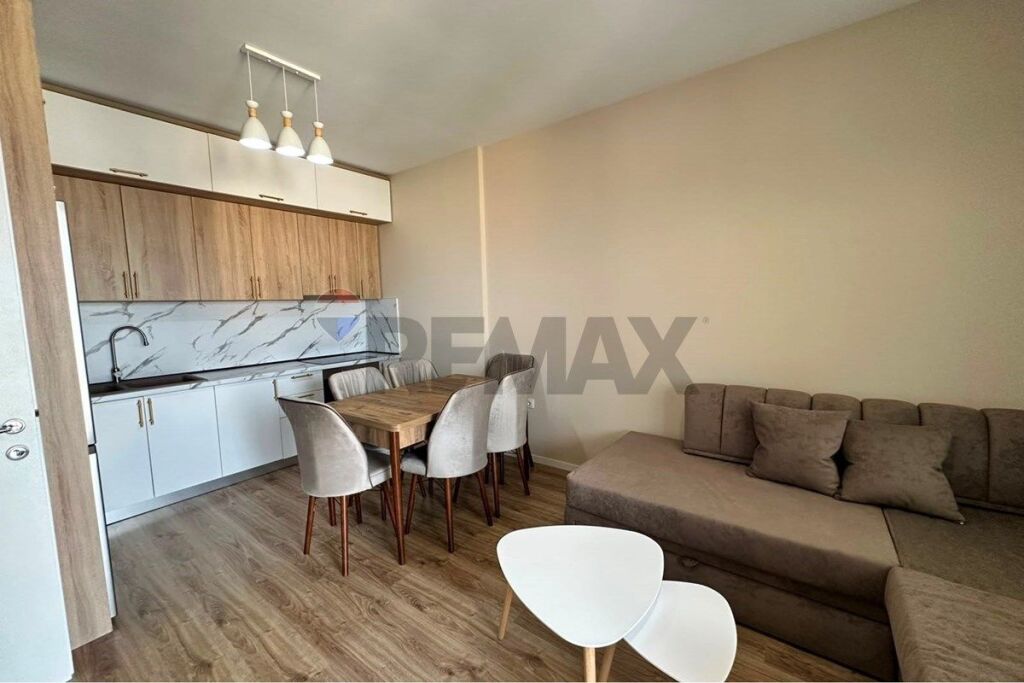 Apartment for rent in Rruga Dritan Hoxha, Tirana, 83 m²