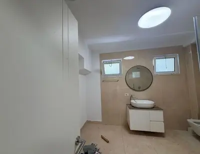 Ufficio in affitto a Rruga e Kosovarëve, Tirana, 110 m². Foto 4 di 4