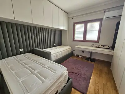 Apartament 2+1 në shitje në Rruga Him Kolli, Tiranë, 120 m². Foto 6 nga 10