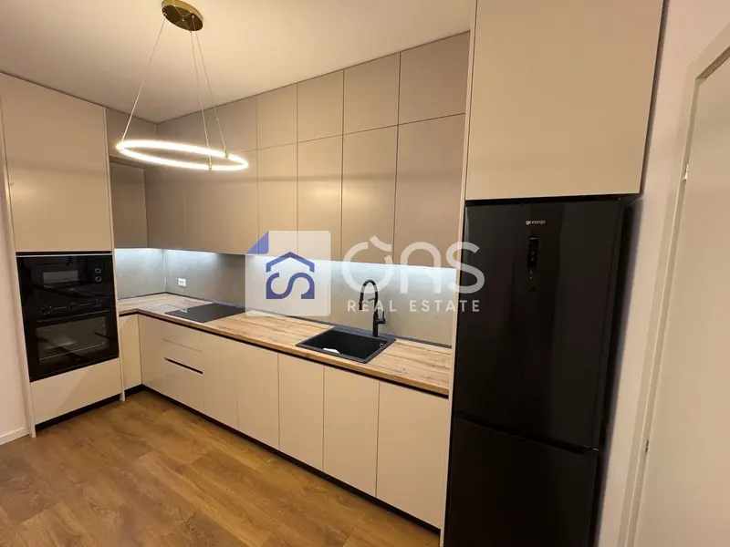 Appartamento 1+1 in affitto a Bulevardi i Ri, Tirana, 70 m²