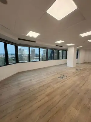 Office for rent in Bulevardi Deshmoret e Kombit, Tirana, 120 m². Photo 1 of 4