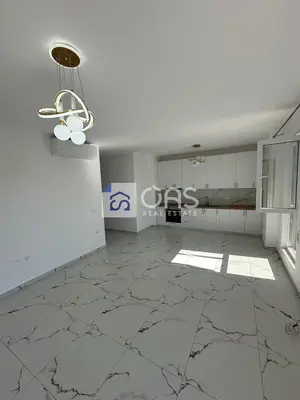 Apartament 2+1 me qera në Don Bosko, Tiranë, 100 m². Foto 2 nga 6