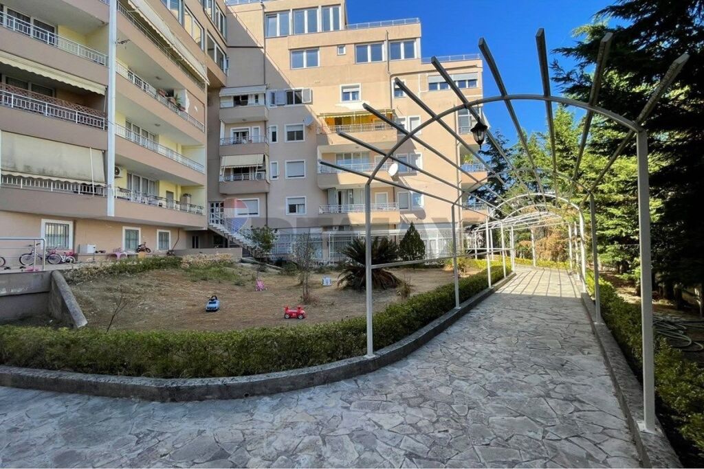 Appartamento in vendita a Liqeni i Thatë, Tirana, 50 m². Foto 3 di 3