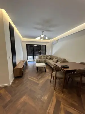 Apartament 2+1 me qera në Kodra e Diellit, Tiranë, 95 m². Foto 1 nga 10