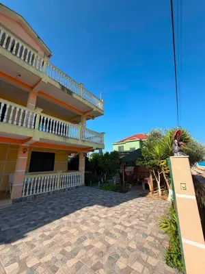 Villa for sale in Xhafzotaj, Durrës, 600 m². Photo 2 of 8
