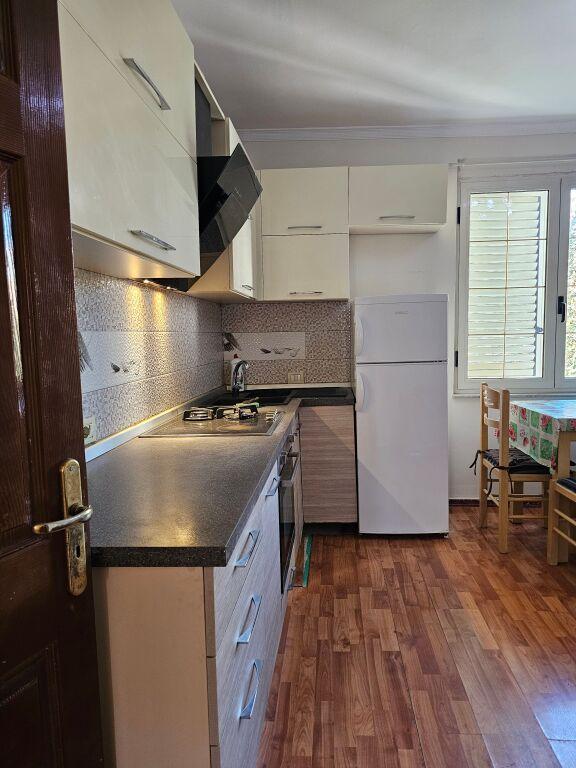 Apartament 2+1 me qera në Rruga Imer Ndregjoni, Tiranë, 90 m². Foto 11 nga 11