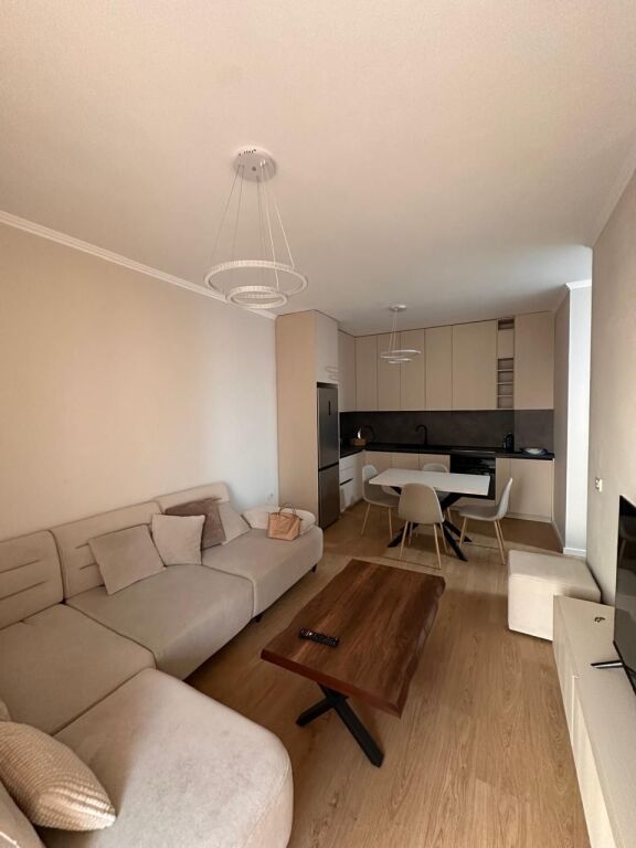 Appartamento 2+1 in affitto a Rruga Mine Peza, Tirana, 100 m²