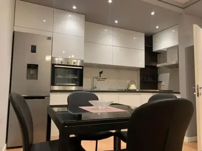 Appartamento 2+1 in affitto a Rruga Frosina Plaku, Tirana, 93 m². Foto 2 di 5