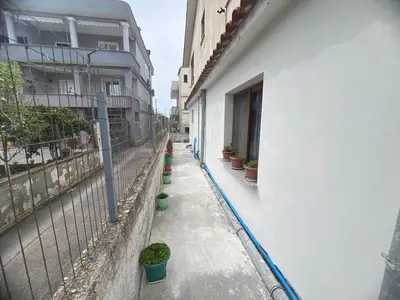 Villa for sale in Rruga e Rrashbullit, Durrës, 437 m². Photo 5 of 10