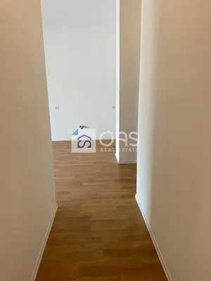 Apartament 3+1 në shitje në Rruga e Barrikadave, Tiranë, 133 m². Foto 8 nga 12