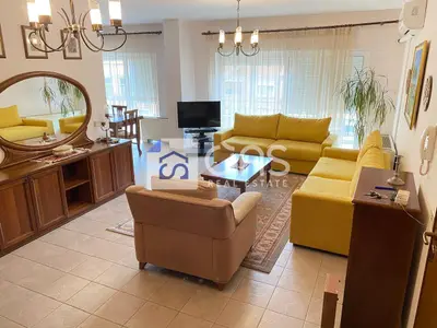 Duplex 3+1 in affitto a Rruga e Elbasanit, Tirana, 140 m². Foto 3 di 12