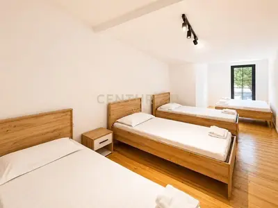 Villa for rent in Pjeze, Durrës, 500 m². Photo 7 of 9
