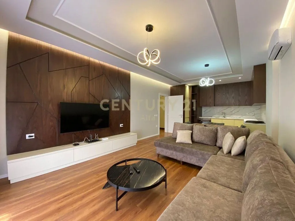 Appartamento 1+1 in affitto ad Astir, Tirana, 87 m². Foto 1 di 3
