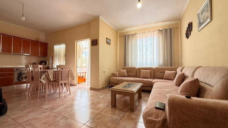 Appartamento 2+1 in vendita a Kafja e Rremës, Tirana, 84 m²