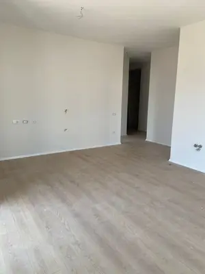 Apartament 2+1 në shitje në Sauk i Vjetër, Tiranë, 103 m². Foto 2 nga 6
