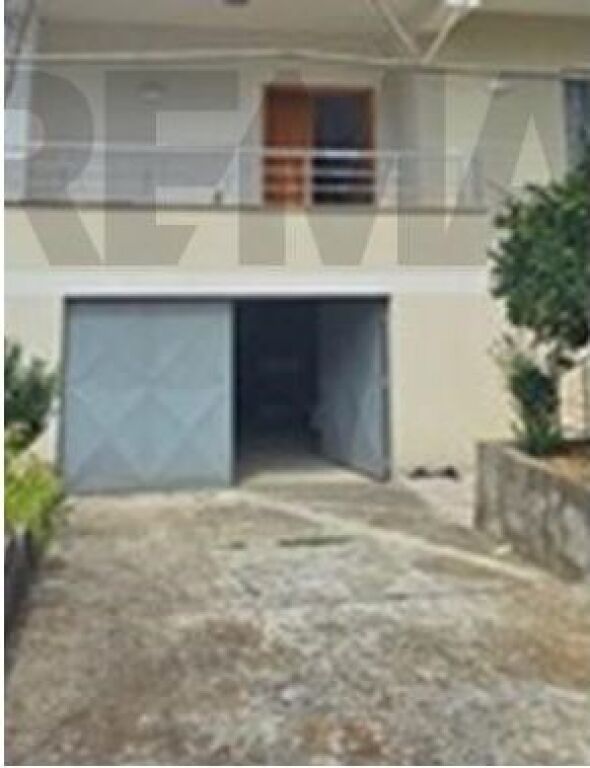 Villa for sale in Linzë, Tirana, 320 m². Photo 3 of 3