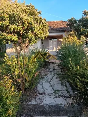 House for sale in Sukth i ri, Durrës, 300 m². Photo 5 of 8